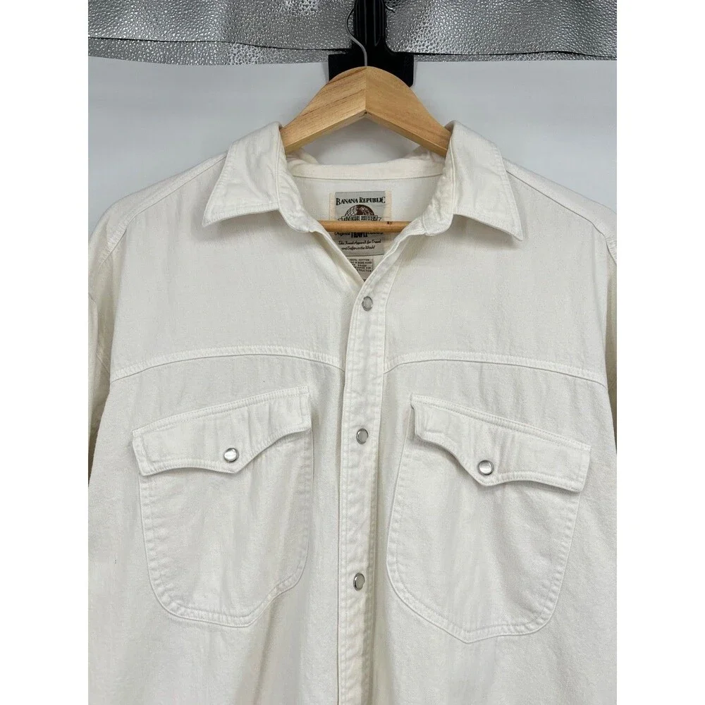 Banana Republic Adventure Outfitters Shirt L White Pearl Snap Safari 80s VTG